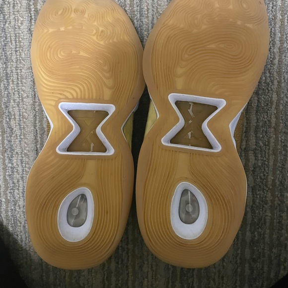 Nike PG 5 EP Limited Edition
'Wheat Metallic Gold’ NEW - Picture 6 of 11